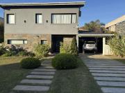 Casa en Adrogue