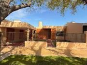 Casa en alquiler 3 dormitorios 2 baños capital