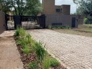 Casa en Alquiler, 3 Dormitorios, Villa Allende Golf