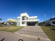 ALQUILADO 4 amb c/ vestidor y suite A la laguna