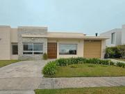 CASA EN ALQUILER 4 AMB NUEVO QUILMES