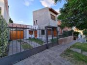 Casa en ALQUILER 4 Dormitorios + escritorio, Zona CENTRO