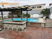 Casa en alquiler 900m² Uso Comercial, Av. Juan Tanca Marengo
