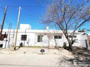 CASA EN ALQUILER A MTS AV. SANTA ANA PATIO GARAGE