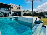 Casa en alquiler al Lago En Virazon Nordelta