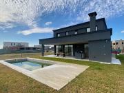 Casa en Alquiler Amoblada y Equipada Riberas, Puertos...