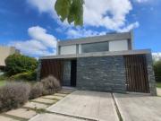 Casa en alquiler anual En el Canton Norte