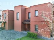 Casa en alquiler Anual en Haras Santa Maria barrio Los...