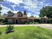 Casa en alquiler anual en Mayling Club de Campo