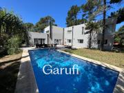 Casa en Alquiler ANUAL en Pinamar Norte con Piscina...