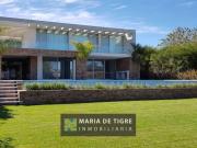 Casa en alquiler anual en Santa Barbara, con 4...