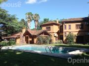 Casa en Alquiler Anual Robles del Monarca Apto Profesional