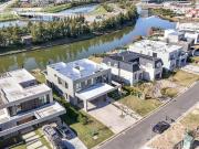 Casa en alquiler anual sin muebles en Virazon