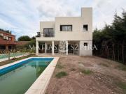 Casa en alquiler Banco Provincia 4 ambientes