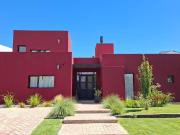 CASA EN ALQUILER BARRIO PRIVADO SAUCES DEL LIMAY