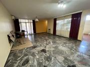 Casa en alquiler c/ cochera en 6. ª Sección Residencial...