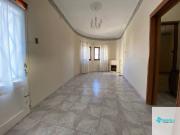 Casa en alquiler c/ cochera en Centro