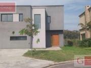 Casa en alquiler c/ pileta Barrio Acacias Puertos del Lago