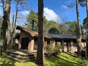 CASA EN ALQUILER CARILÓ CALLE Perdiz