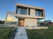 casa en alquiler con amarras el naudir