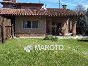 Casa en Alquiler con cuatro dormitorios Barrio Abierto...