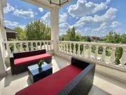 Casa en alquiler con muebles en barrio Los Castores,...