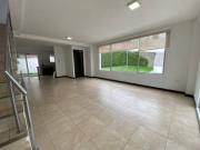 Casa en Alquiler Conjunto Cerrado Sector El Arenal Tumbaco