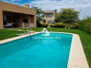 Casa en ALQUILER de 4 ambientes con pileta y cochera....