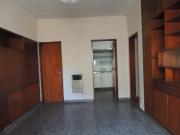 Casa en alquiler de 4 dormitorios c/ cochera en San Rafael