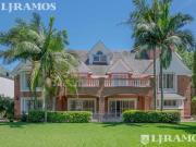 Casa en alquiler de 5 dormitorios en La Horqueta