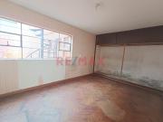 Casa en alquiler en Arequipa a S/3,500 al mes