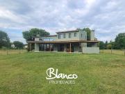 Casa en alquiler en Barrio Cerrado Los Alcanfores