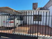 CASA EN ALQUILER EN BARRIO JARDIN. 3 DORM
