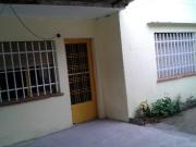 Casa en alquiler en barrio Larrea