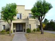 Casa en Alquiler anual en Country San Patricio,...