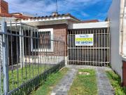 CASA EN ALQUILER EN BARRIO SAN VICENTE, DOS DORMITORIOS...