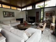 Casa en alquiler en Bella Vista