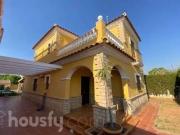 Casa en Alquiler en Bollullos de la Mitación