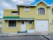 Casa en alquiler en Calderon, Quito