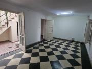 Casa en alquiler en calle lisandro de la torre/julian...