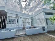 Casa en alquiler en Campana