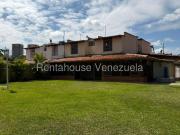 Casa en Alquiler en Caracas Macaracuay Distrito Federal...