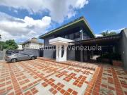 Casa en Alquiler en Chuao, Caracas