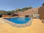 Casa en alquiler en Sayalonga, Málaga Costa del Sol