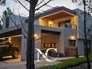 Casa en alquiler en Costa Esmeralda, a 100mts del mar