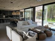 Casa en Alquiler en Costa Esmeralda, cercana al mar