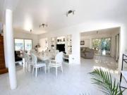 Casa en alquiler en country Venado 2 Canning