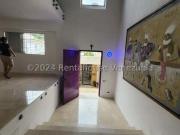 Casa en Alquiler en Cumbres de Curumo, Caracas