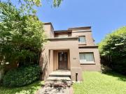 Casa en alquiler en el Barrio Santa Barbara, Tigre