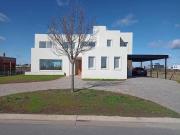 Casa en alquiler en Escobar